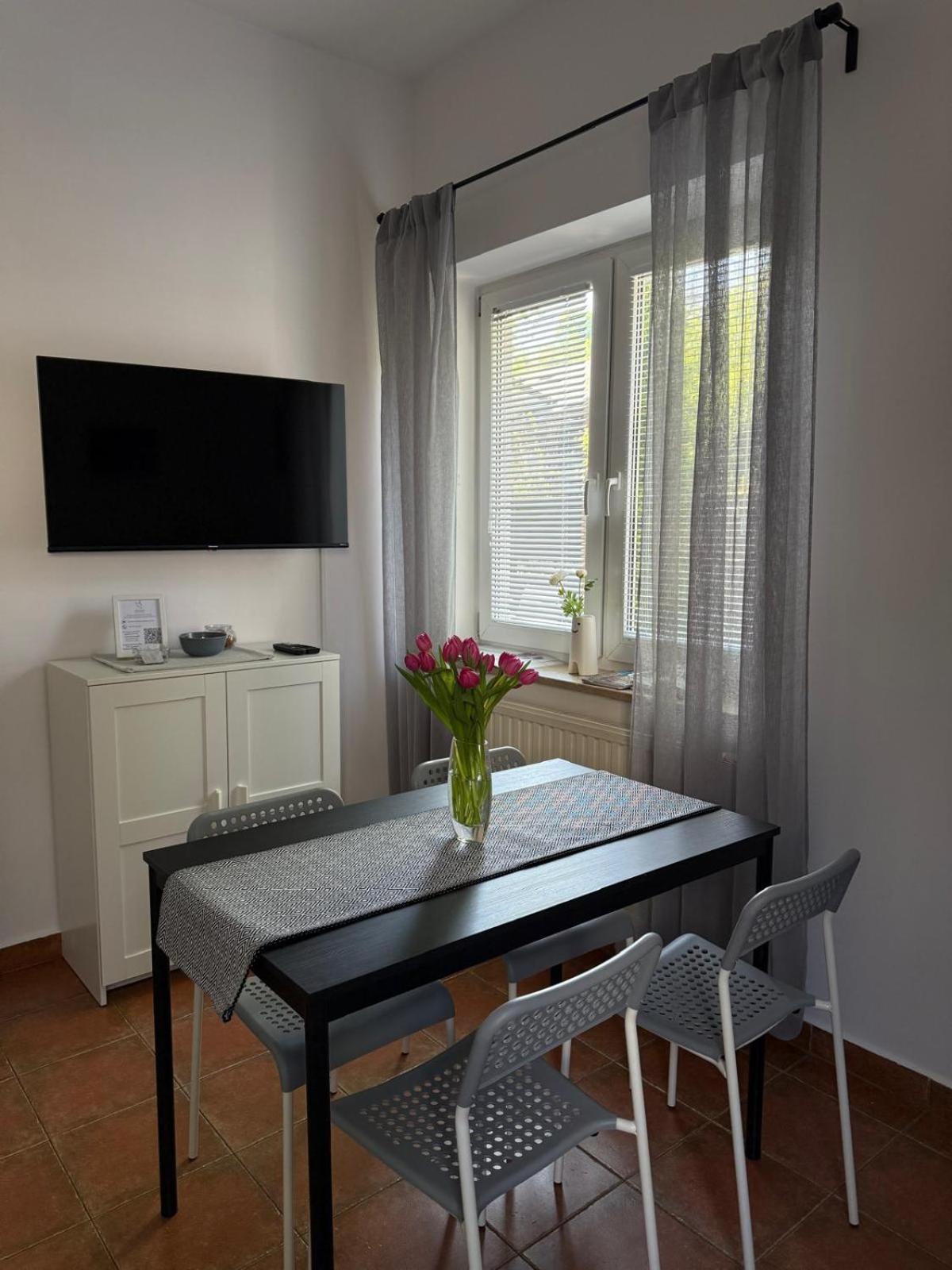 Apartamenty Lawenda Krasków Exterior foto